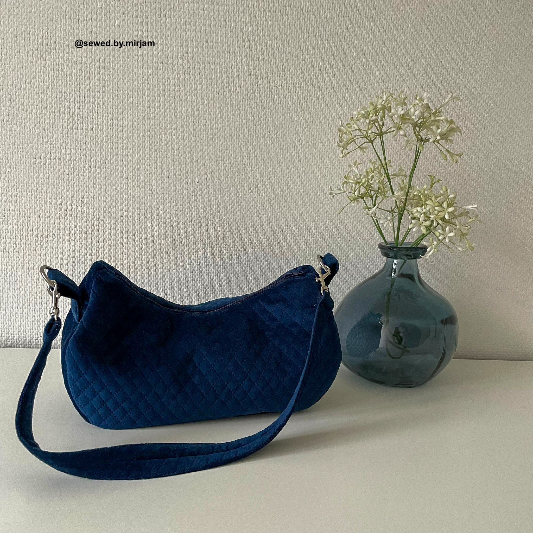 blauw-handtasje-748mns-1.jpg